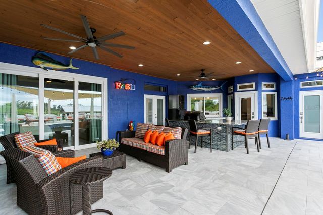 704 EAGLE LANE, Apollo Beach, FL 33572