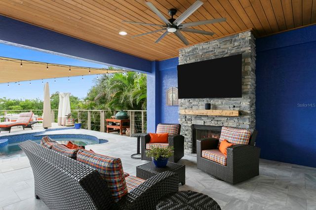704 EAGLE LANE, Apollo Beach, FL 33572