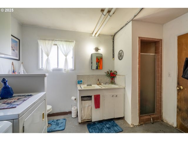 84886 HIGHWAY 101, Seaside, OR 97138