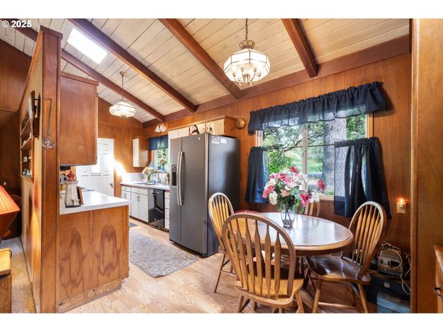 84886 HIGHWAY 101, Seaside, OR 97138