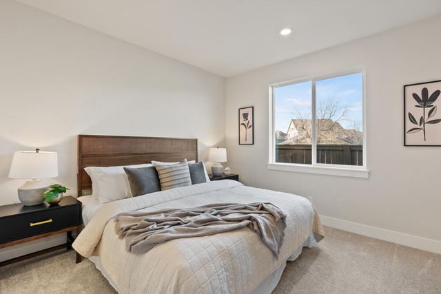 60932 SE Apollo Place, Bend, OR 97702