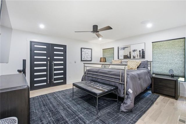 3205 W 83rd Street, Leawood, KS 66206