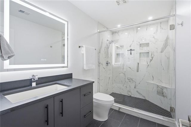 3205 W 83rd Street, Leawood, KS 66206