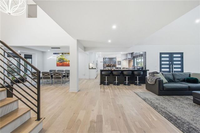 3205 W 83rd Street, Leawood, KS 66206