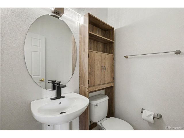 2423 Water Cress Ct, Longmont, CO 80504