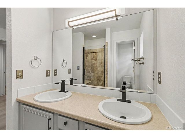 2423 Water Cress Ct, Longmont, CO 80504