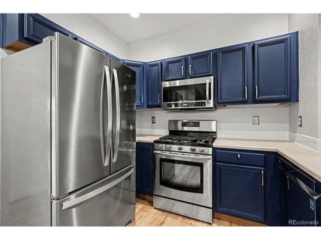 2423 Water Cress Ct, Longmont, CO 80504