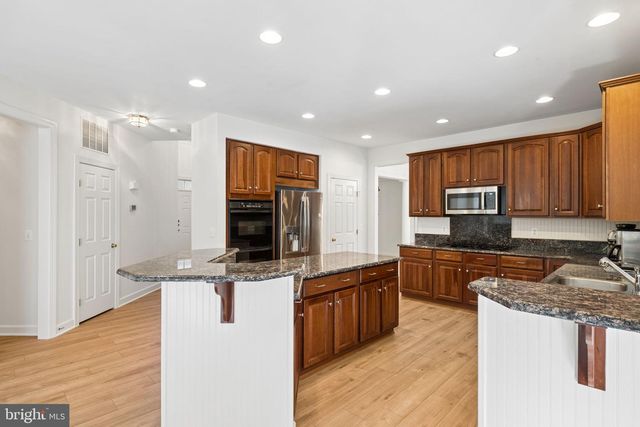 16653 RADCLIFFE LN, Woodbridge, VA 22191
