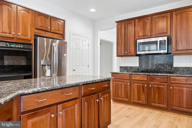 16653 RADCLIFFE LN, Woodbridge, VA 22191