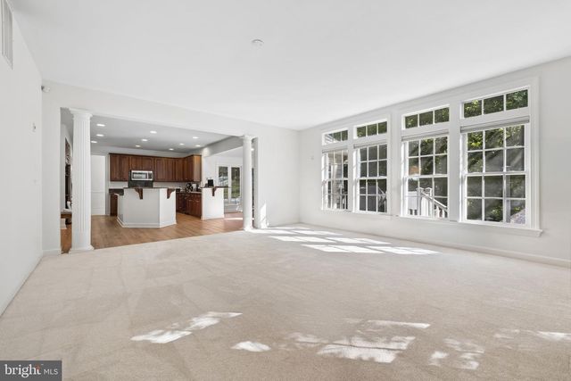 16653 RADCLIFFE LN, Woodbridge, VA 22191