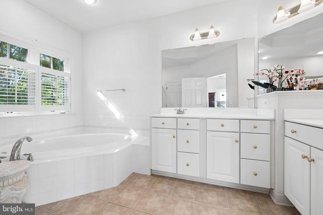 16653 RADCLIFFE LN, Woodbridge, VA 22191