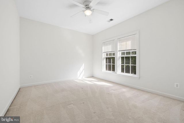 16653 RADCLIFFE LN, Woodbridge, VA 22191