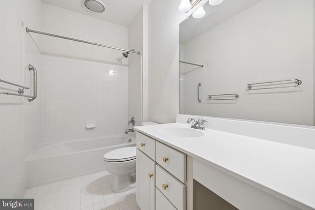 16653 RADCLIFFE LN, Woodbridge, VA 22191