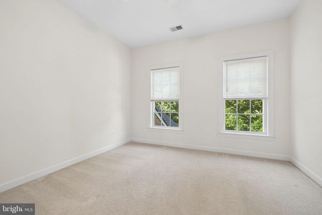 16653 RADCLIFFE LN, Woodbridge, VA 22191