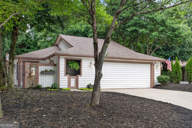 500 Putters Court, Johns Creek, GA 30022