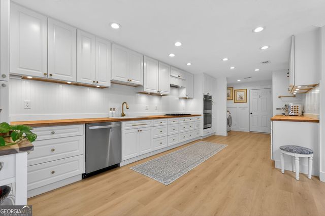 500 Putters Court, Johns Creek, GA 30022