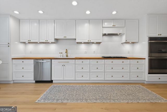 500 Putters Court, Johns Creek, GA 30022