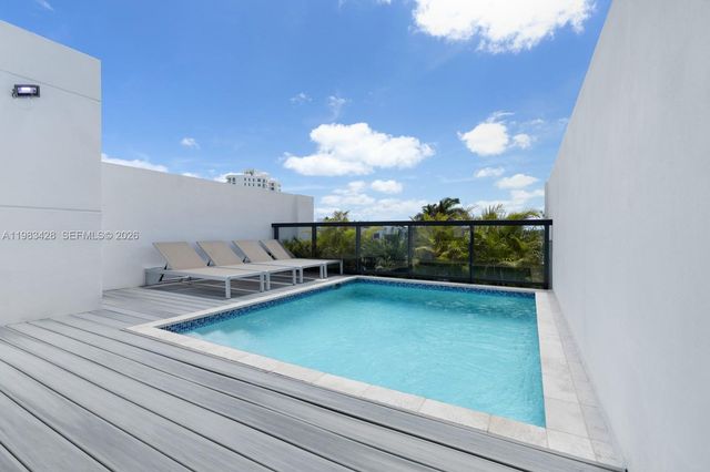 1065 99th St, Bay Harbor Islands, FL 33154