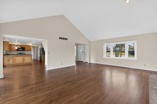 9754 Windsor Way, Florence, KY 41042