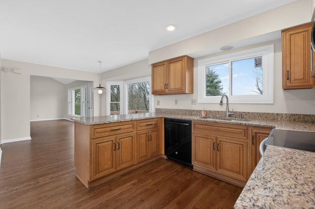 9754 Windsor Way, Florence, KY 41042