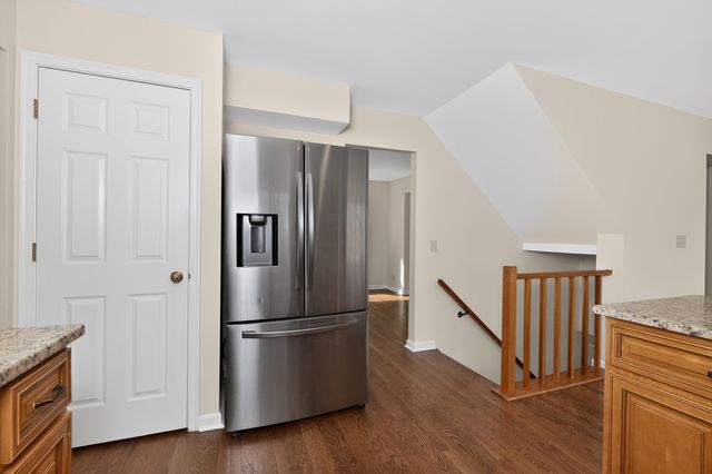 9754 Windsor Way, Florence, KY 41042