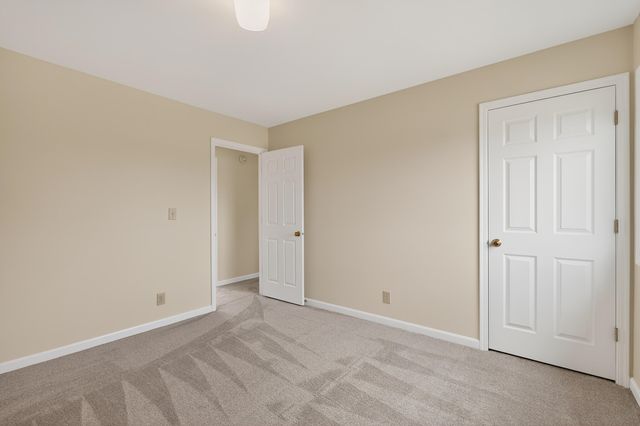 9754 Windsor Way, Florence, KY 41042