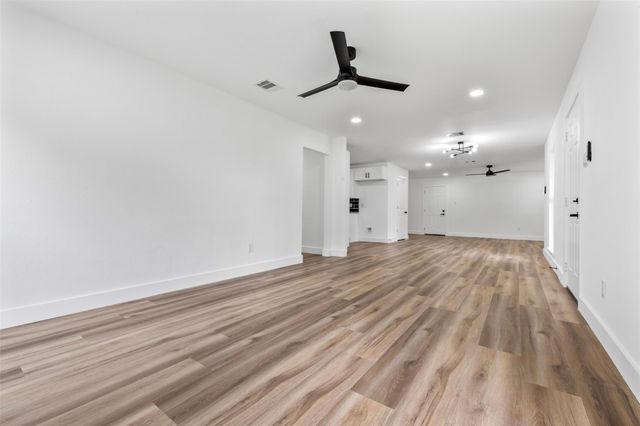 3112 Hays Street, Pasadena, TX 77503