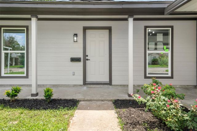 3112 Hays Street, Pasadena, TX 77503