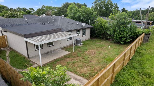 3112 Hays Street, Pasadena, TX 77503
