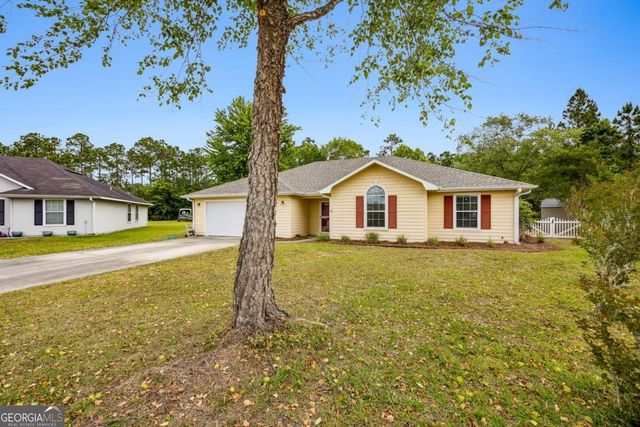 116 Cedar Circle Drive, Kingsland, GA 31548