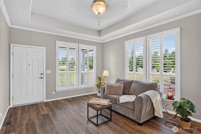 2101 S 324th Street, Federal Way, WA 98003