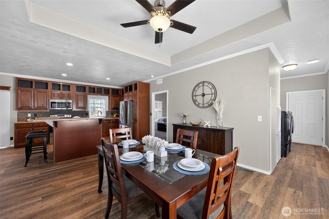 2101 S 324th Street, Federal Way, WA 98003