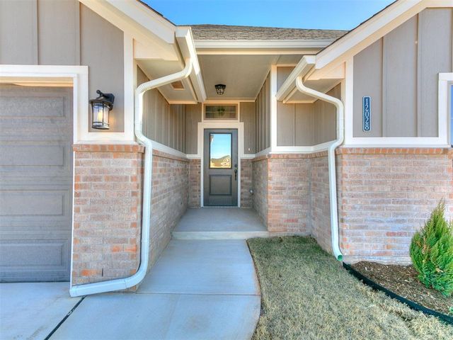 12028 Rockbed Drive, Yukon, OK 73099