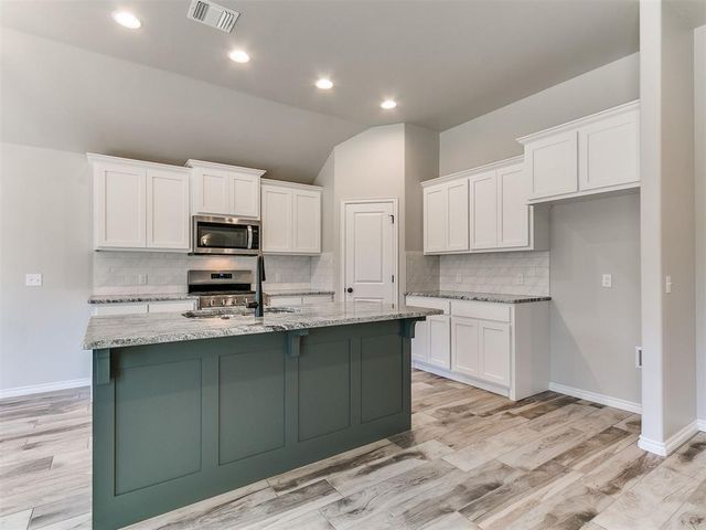 12028 Rockbed Drive, Yukon, OK 73099