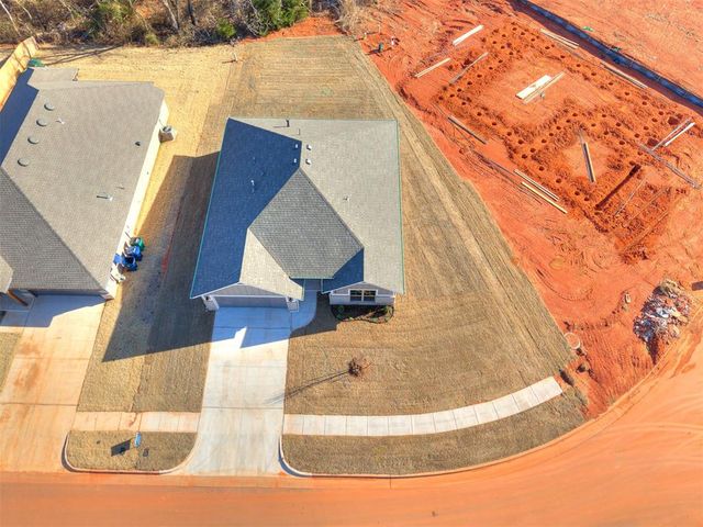 12028 Rockbed Drive, Yukon, OK 73099