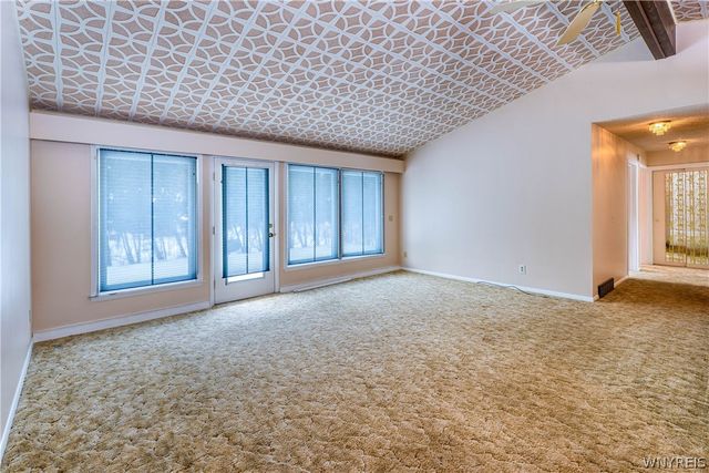 13 Standish Road, Lockport City, NY 14094