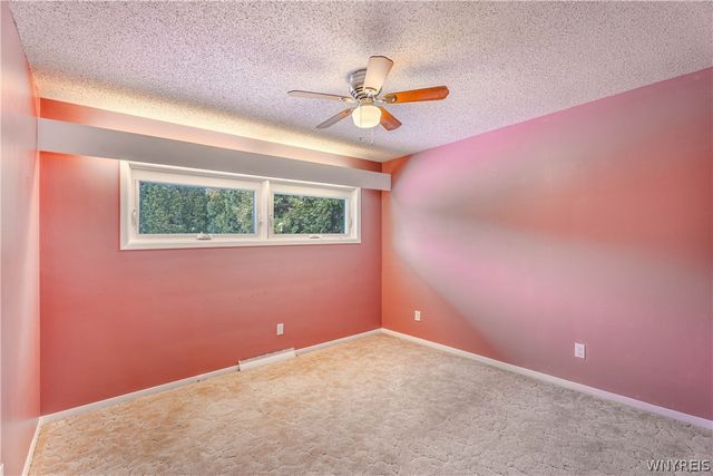 13 Standish Road, Lockport City, NY 14094