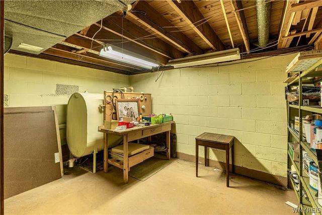 13 Standish Road, Lockport City, NY 14094