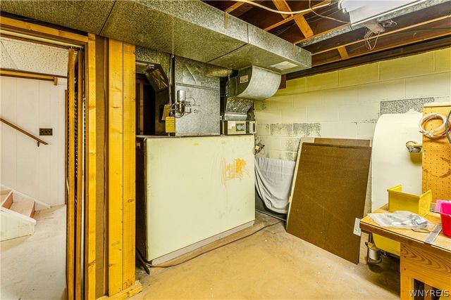 13 Standish Road, Lockport City, NY 14094