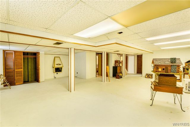 13 Standish Road, Lockport City, NY 14094