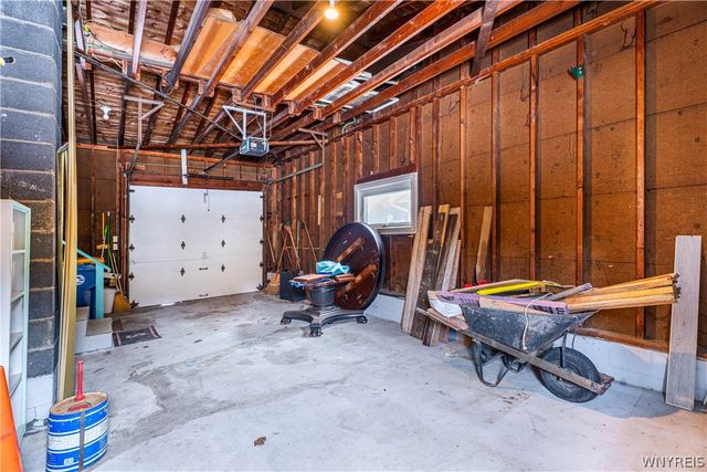 13 Standish Road, Lockport City, NY 14094