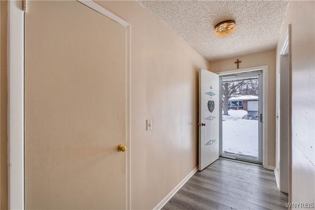 13 Standish Road, Lockport City, NY 14094