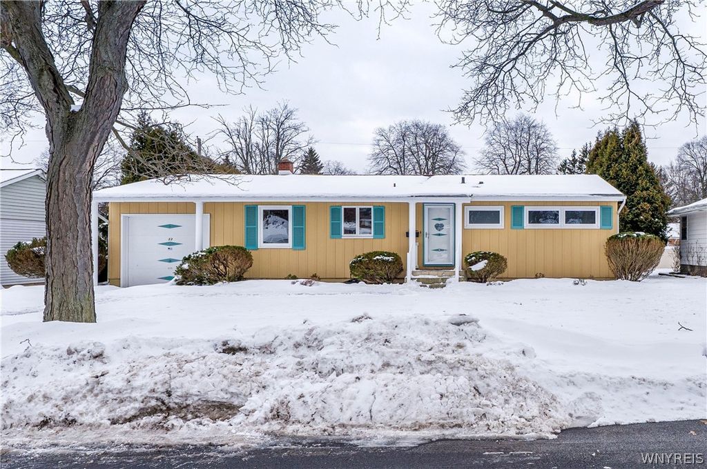 13 Standish Road, Lockport City, NY 14094