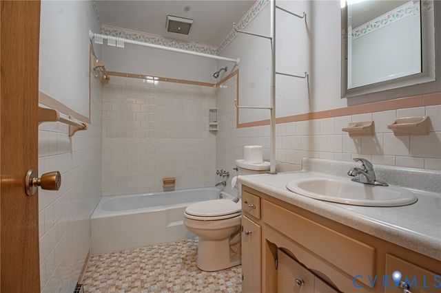 2905 Maple St, Hopewell, VA 23860
