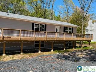 224 Kensington Drive, Lehman Twp, PA 18324