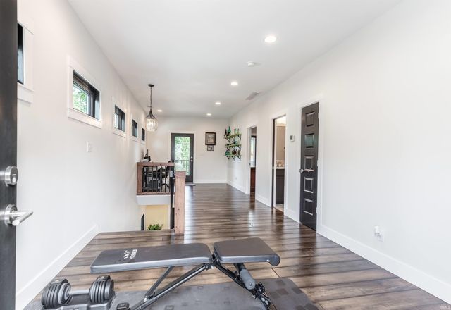 83 Adams Avenue, Evansville, IN 47713