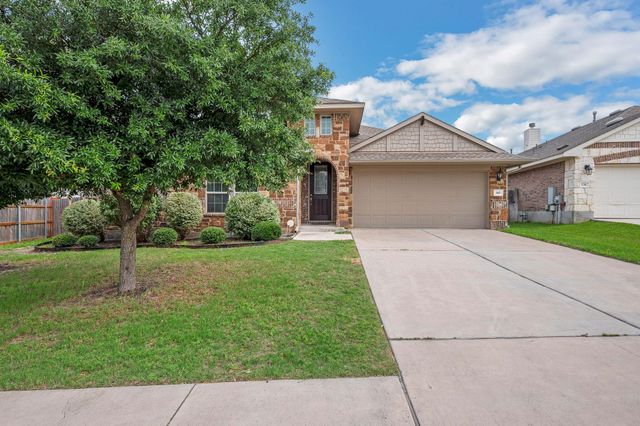 140 W Highfield ST, Hutto, TX 78634