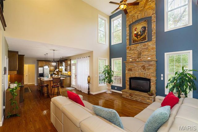 10677 Dolomite Circle, Rolla, MO 65401