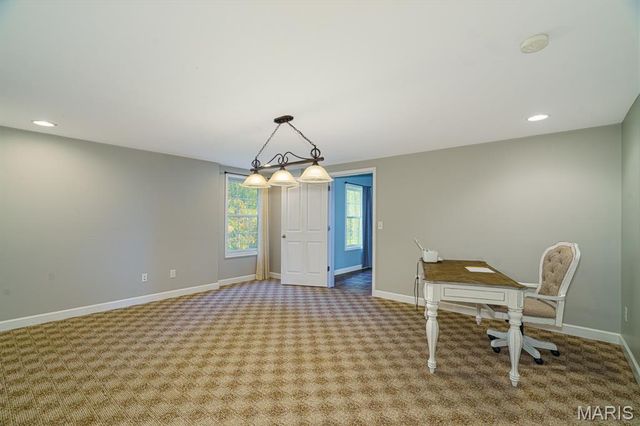 10677 Dolomite Circle, Rolla, MO 65401