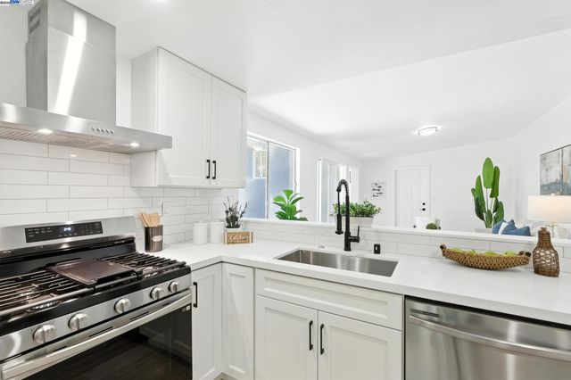 4605 Driftwood Ct, El Sobrante, CA 94803